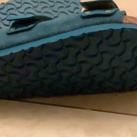 Birkenstock Turquoise suede adjustable  Sandals size 39 (fits 8/8.5) - Picture 4 of 6